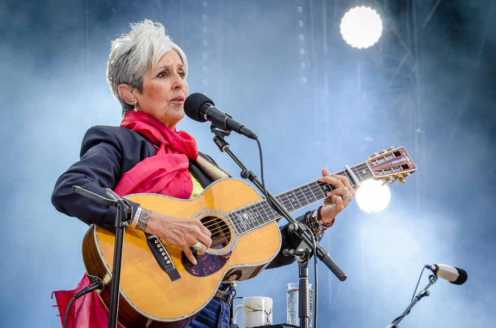 Joan Baez