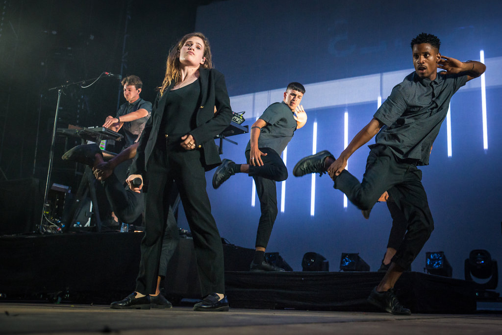 Christine & The Queens